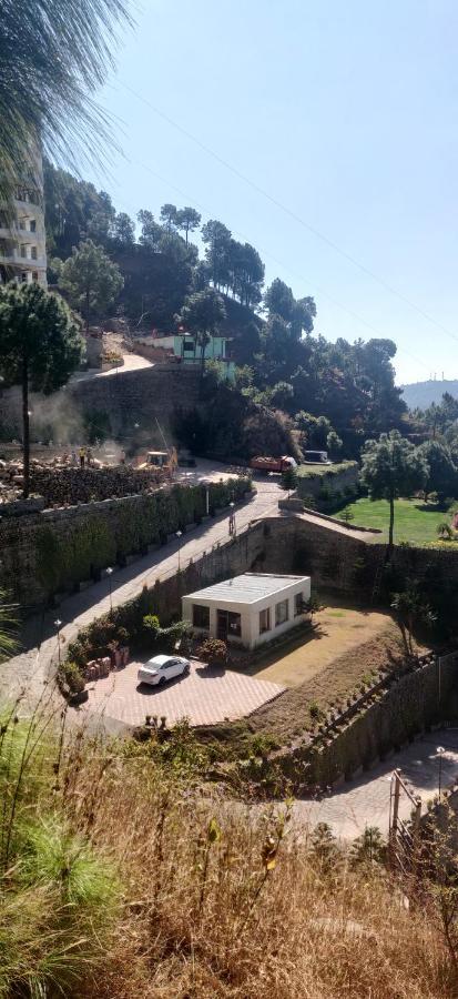 2Bhk Furnished Apartment/Near Kasauli/Barog/Luv Fun & Adventure โซลัน ภายนอก รูปภาพ