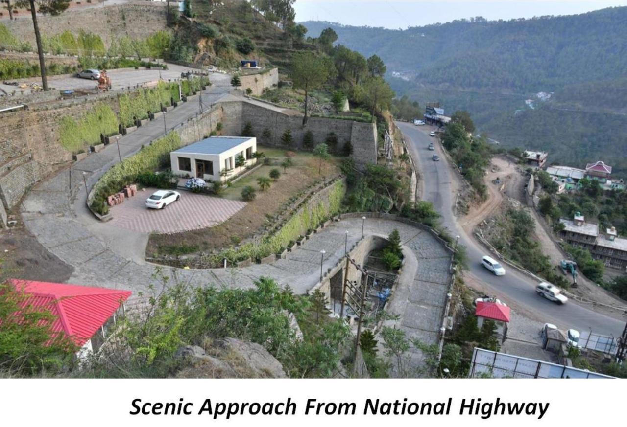 2Bhk Furnished Apartment/Near Kasauli/Barog/Luv Fun & Adventure โซลัน ภายนอก รูปภาพ