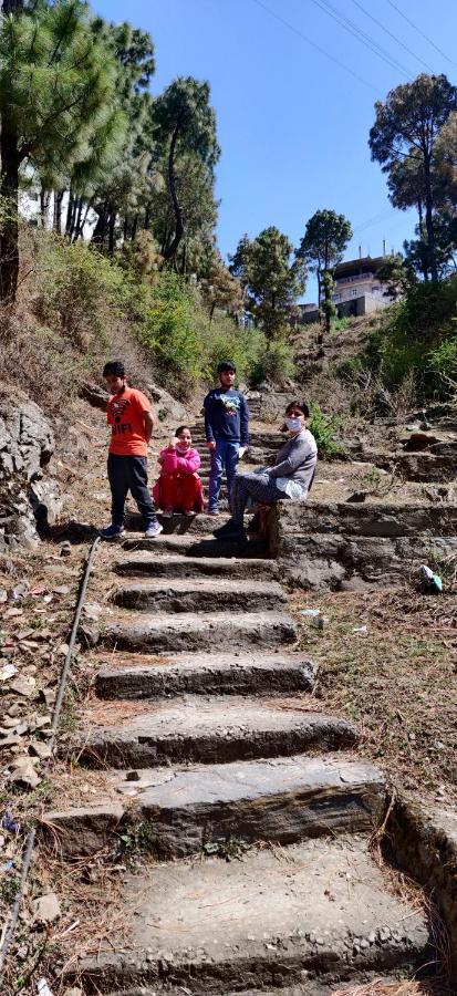 2Bhk Furnished Apartment/Near Kasauli/Barog/Luv Fun & Adventure โซลัน ภายนอก รูปภาพ