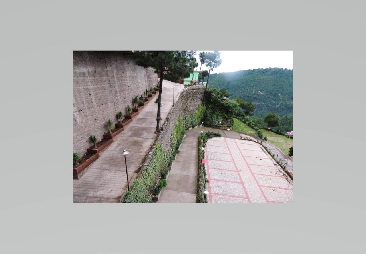 2Bhk Furnished Apartment/Near Kasauli/Barog/Luv Fun & Adventure โซลัน ภายนอก รูปภาพ